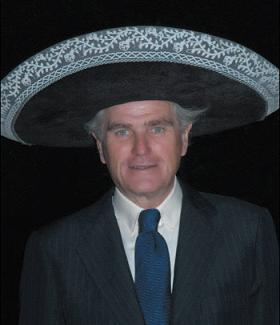 ramon-calderon-con-sombrero-mejicano.jpg