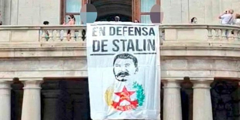 pancarta-stalin-k1KD--1024x512@abc.jpg