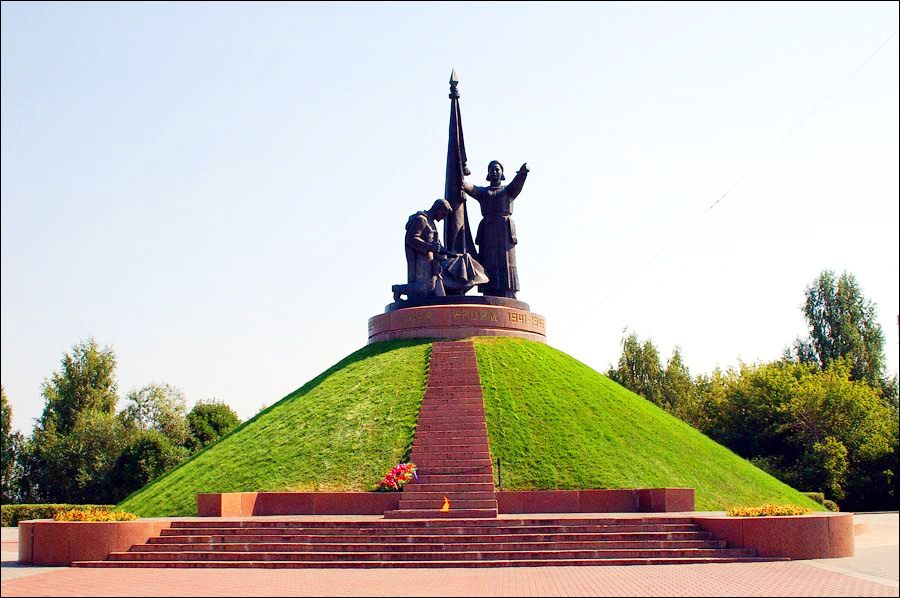 cheboksary-city-war-memorial.jpg