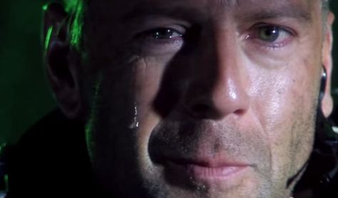 d6f4622010ca531898175147b835c7c8--bruce-willis-falling-down.jpg